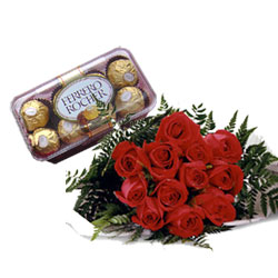 6 red roses, 16 pieces Chocolate